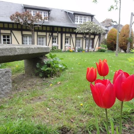 Hotel De La Croix D'Or Avranches Exterior photo