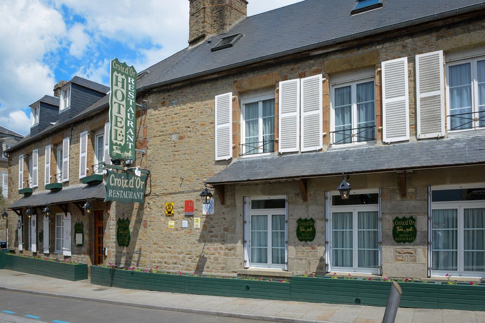 Hotel De La Croix D'Or Avranches Exterior photo